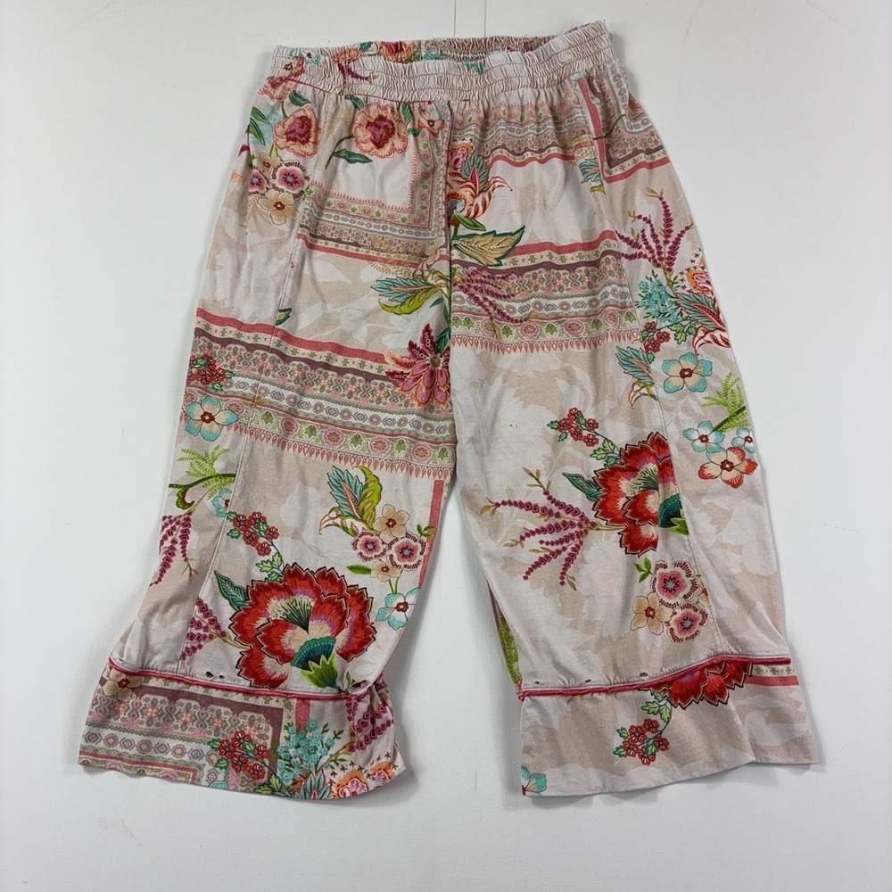 Johnny Was Floral Wide Leg Capri Pants Womens M Multicolor Ruffle Hem Boho Crop